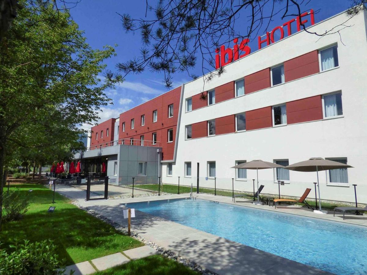 Hotel Ibis Saint-Genis-Pouilly Geneve Exteriér fotografie